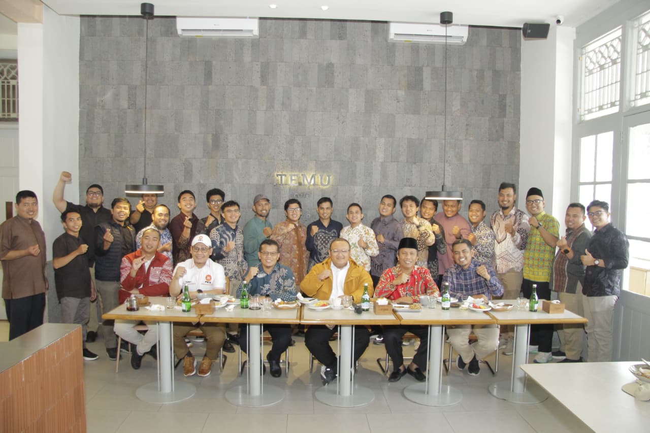 PKS Sumut Gelar Dialog Kepemudaan, Sekjen DPP PKS Dengarkan Gagasan Pemuda